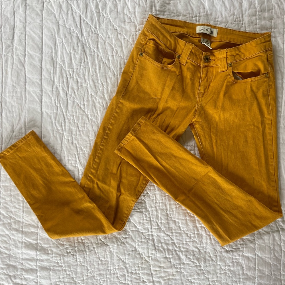 Low rise skinny jeans!